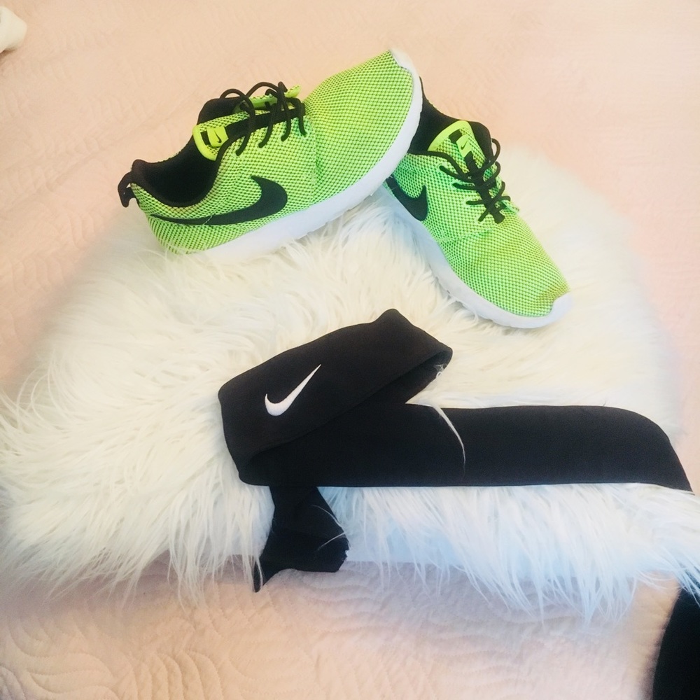 ☄️⚡️SOLD⚡️☄️Nike Roshe One